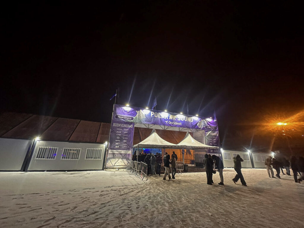 55ed726f af3f 41ed abd6 eccb18e6fedb